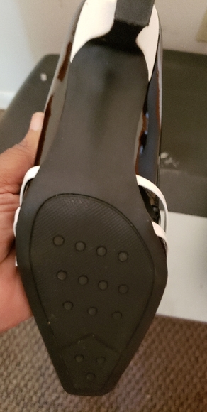 Ladies - Picture 3 of 3